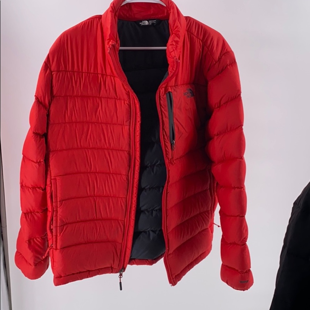 Men’s down North Face jacket
